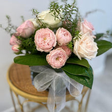 Load image into Gallery viewer, Blush Mansfield Park Rose Arrangement in Square Glass Vase.
