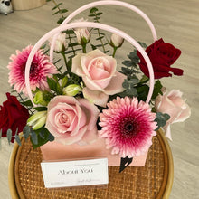 Load image into Gallery viewer, Peachy Rose bag
