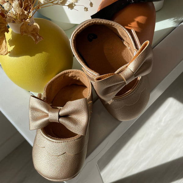 Soft Shell Baby Shoes - Cream gold