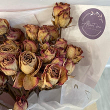 Load image into Gallery viewer, Dried Rose Bouquet
