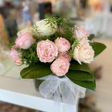 Load image into Gallery viewer, Blush Mansfield Park Rose Arrangement in Square Glass Vase.
