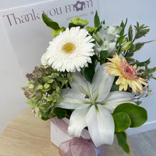 Load image into Gallery viewer, Mothers Day Special - Posies Box
