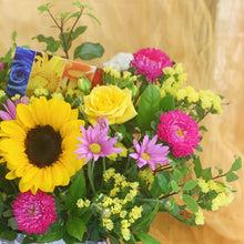 Load image into Gallery viewer, Posies Box Arrangement- Bright Colour
