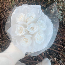 Load image into Gallery viewer, Preserved Rose Bouquet- White Rose
