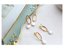 Load image into Gallery viewer, Vintage Baroque Pearl Earrings
