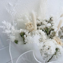Load image into Gallery viewer, Lace White Bouquet
