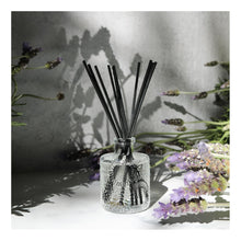 Load image into Gallery viewer, VOLUSPA French Cade &amp; Lavender Diffuser
