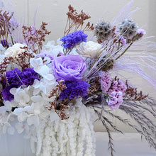 Load image into Gallery viewer, Princess Rapunzel Vase Arrangement
